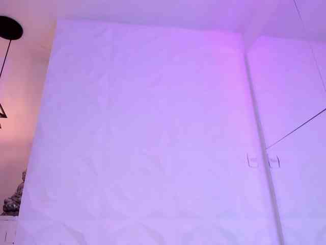 antonnella-lopez's live room