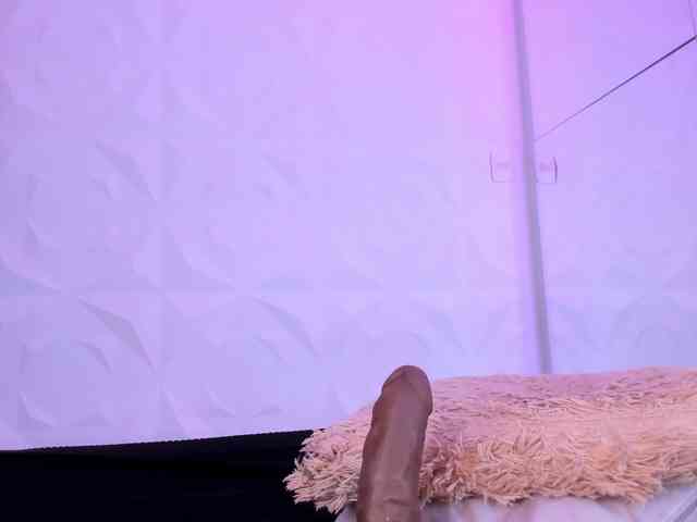 antonnella-lopez webcam