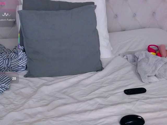 ElenaJuarez's BongaCams show and profile