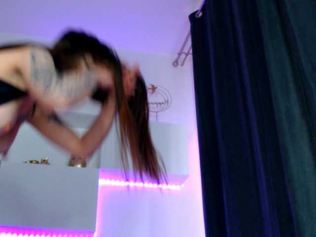 arianatattoos's BongaCams show and profile