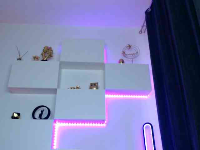 arianatattoos webcam