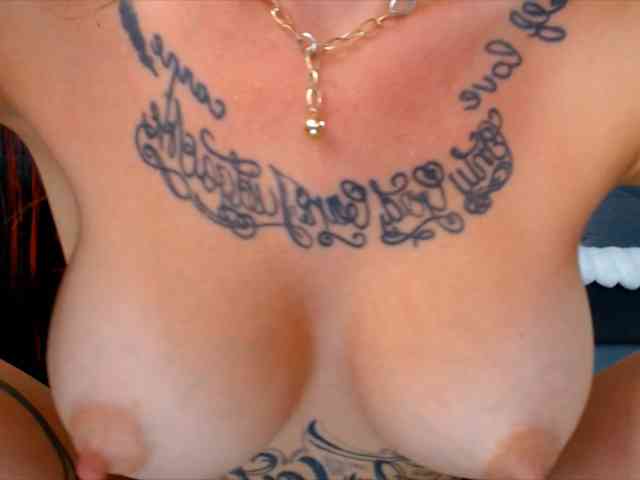 arianatattoos arianatattoos