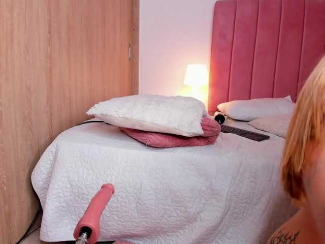 CristalHart live cam on BongaCams