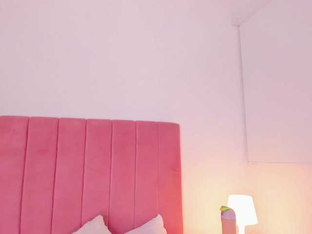 CristalHart live cam on BongaCams