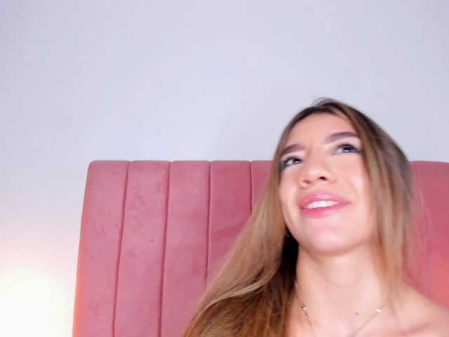 CristalHart live cam