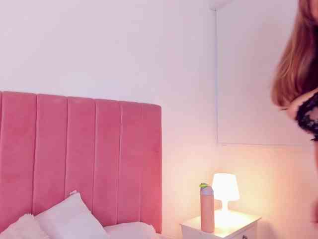 cristalhart's live room