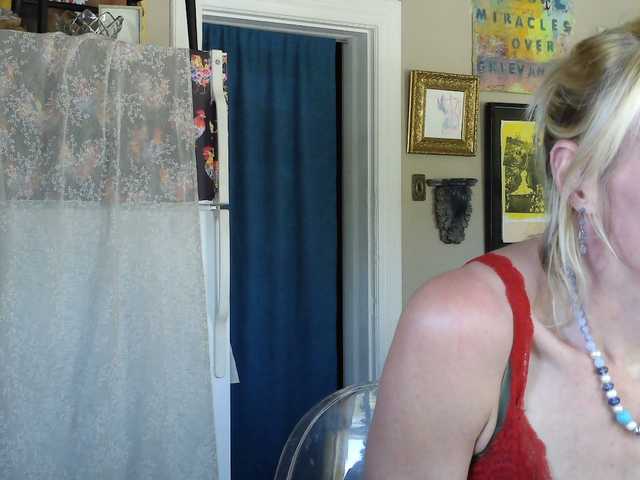 mylfGlama's BongaCams show and profile