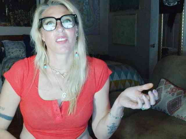 mylfGlama webcam