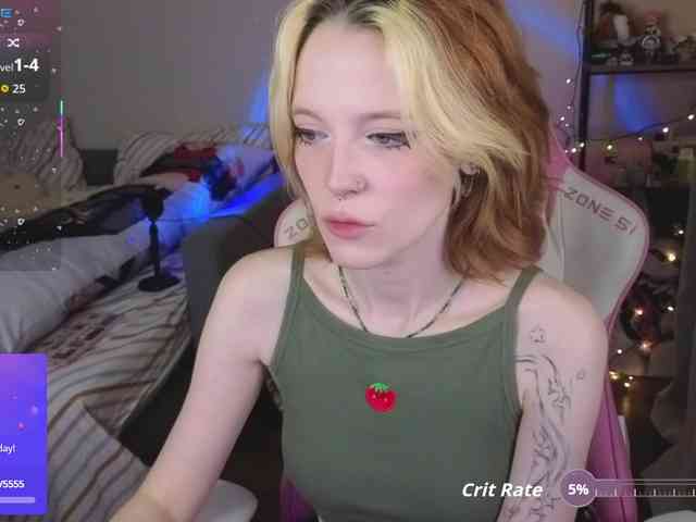 crispy-tati- Live Webcam on BongaCams