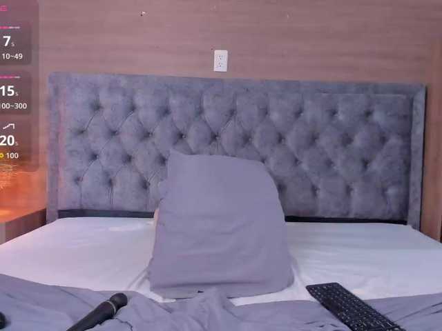 victoria-01 live cam on BongaCams
