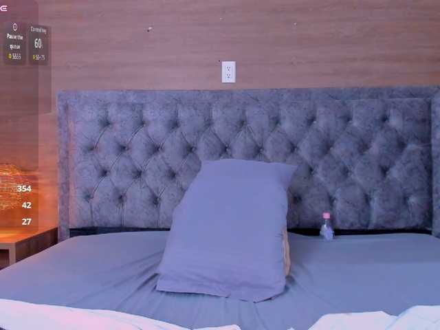 victoria-01 live cam on BongaCams