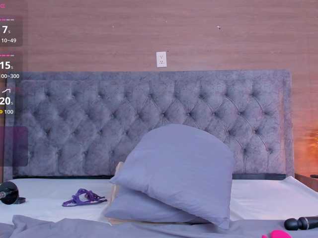 victoria-01 live cam on BongaCams