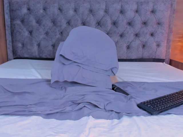 victoria-01 live cam preview