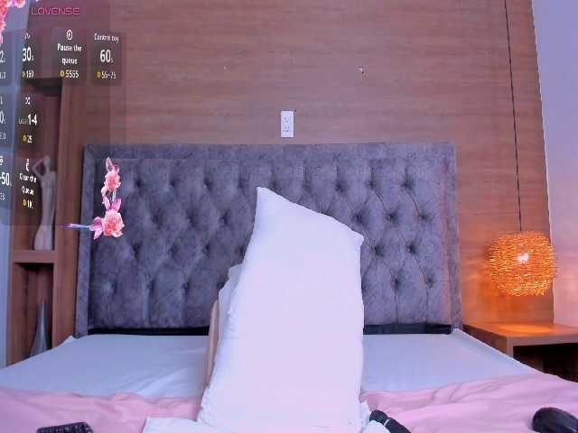 victoria-01 live cam preview