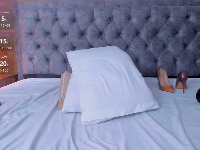 victoria-01 live cam on BongaCams