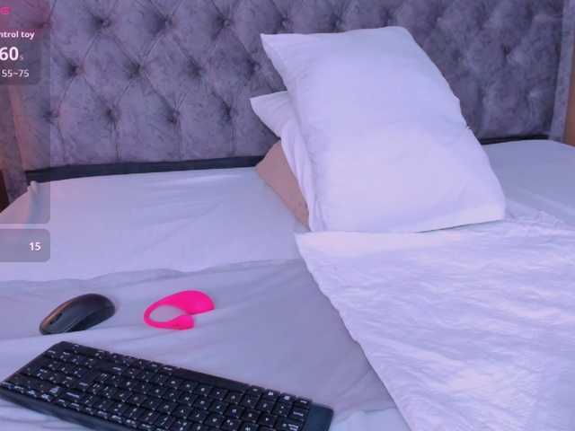 victoria-01 live cam preview