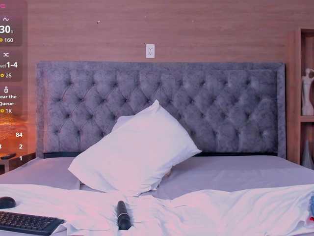 victoria-01 live cam on BongaCams