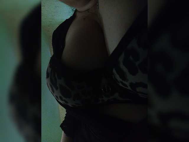 EveHugs live webcam show