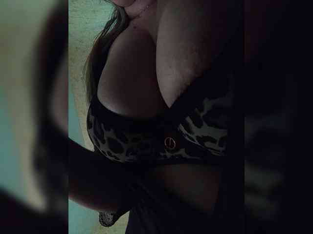 EveHugs webcam