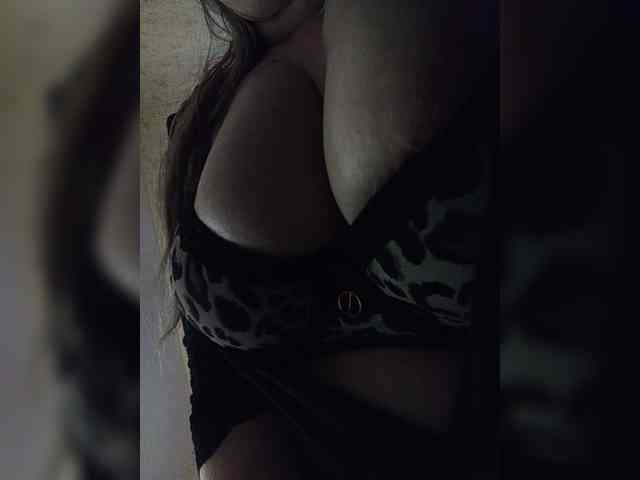 EveHugs webcam