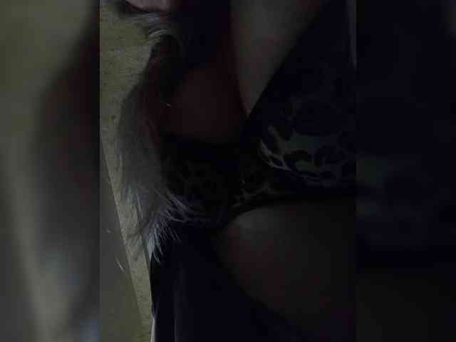 EveHugs webcam