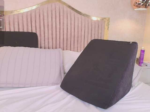 Kismett-Aziz live cam on BongaCams