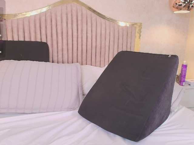 Kismett-Aziz live cam on BongaCams