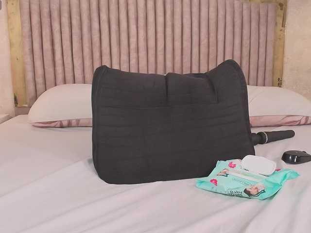 Kismett-Aziz live cam on BongaCams