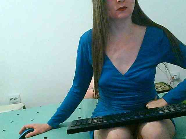 MagalitaAx webcam