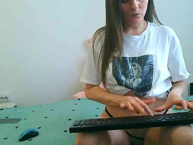 MagalitaAx webcam