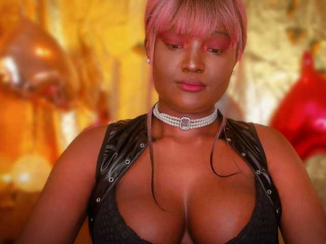 Preview of miss-kim-luna