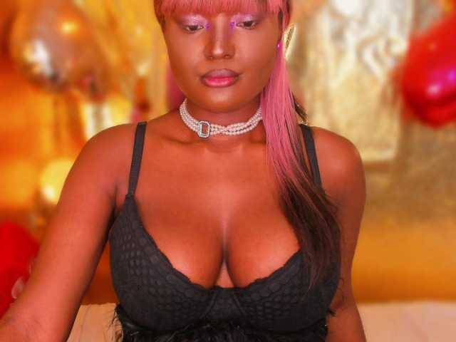 Ebonysavage live cam on BongaCams
