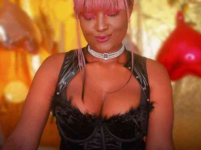 Miss-Kim-Luna webcam