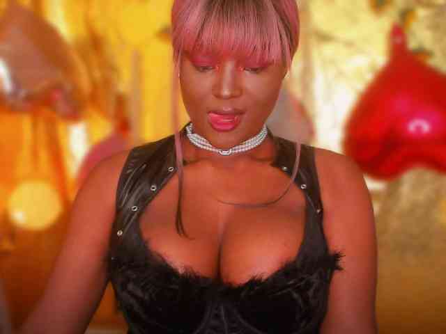 Miss-Kim-Luna webcam