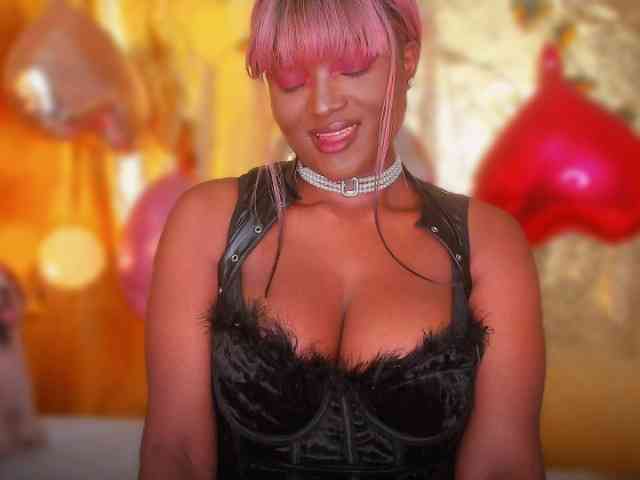 Miss-Kim-Luna webcam