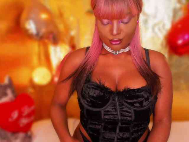 Miss-Kim-Luna webcam