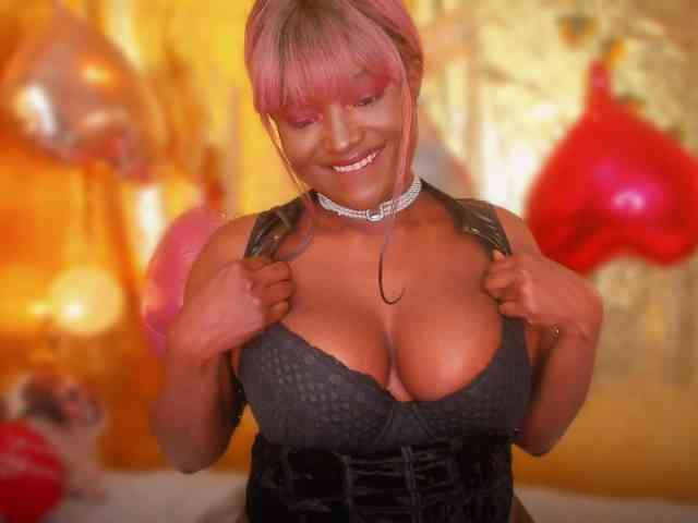 Miss-Kim-Luna webcam