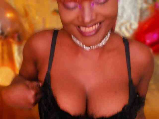Miss-Kim-Luna webcam