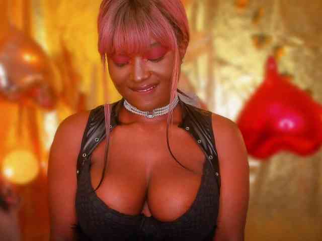 Miss-Kim-Luna webcam