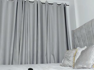 pretty-canella Porn Show