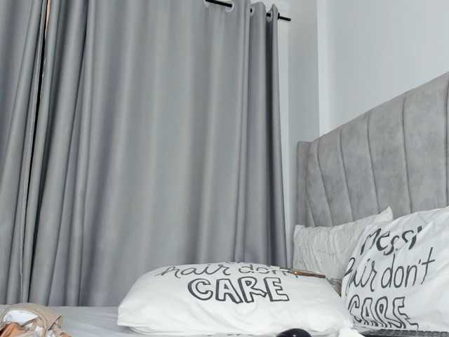 pretty-canella live cam on BongaCams
