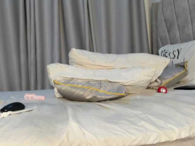 pretty-canella live cam on BongaCams
