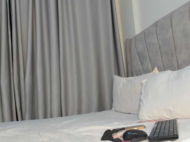 pretty-canella live cam on BongaCams