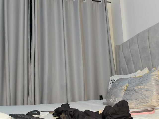 pretty-canella — live female cam