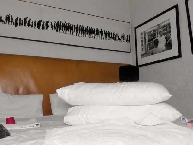 pretty-canella live cam on BongaCams
