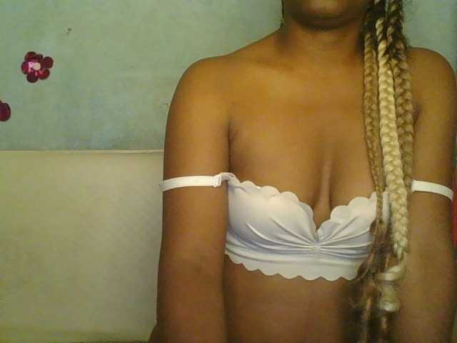 MayaQueen live cam on BongaCams