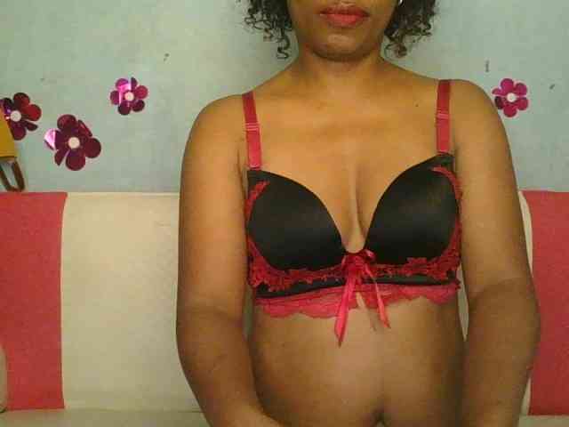 MayaQueen Live Webcam on BongaCams