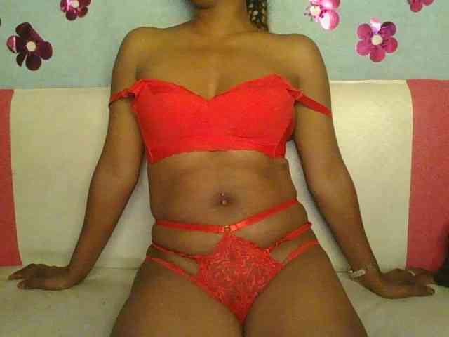 MayaQueen webcam