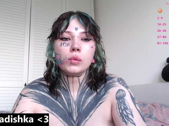 tradishka live cam on BongaCams