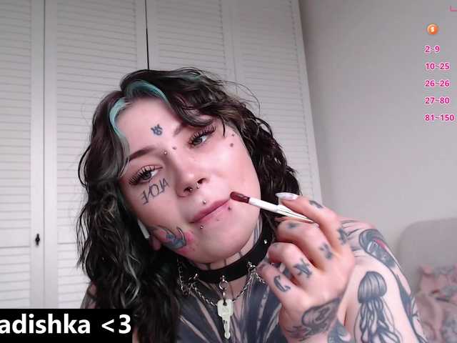 tradishka live cam on BongaCams